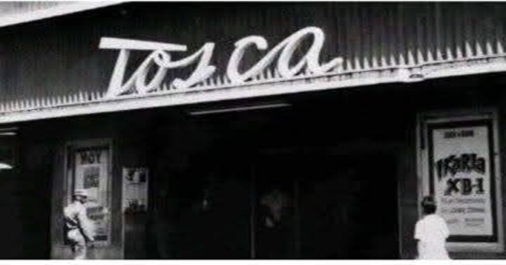 ¿PAQUÉSTAMOS? 6 En la foto, cine de La Habana