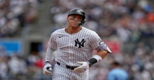 Wn la foto, AAron Judg