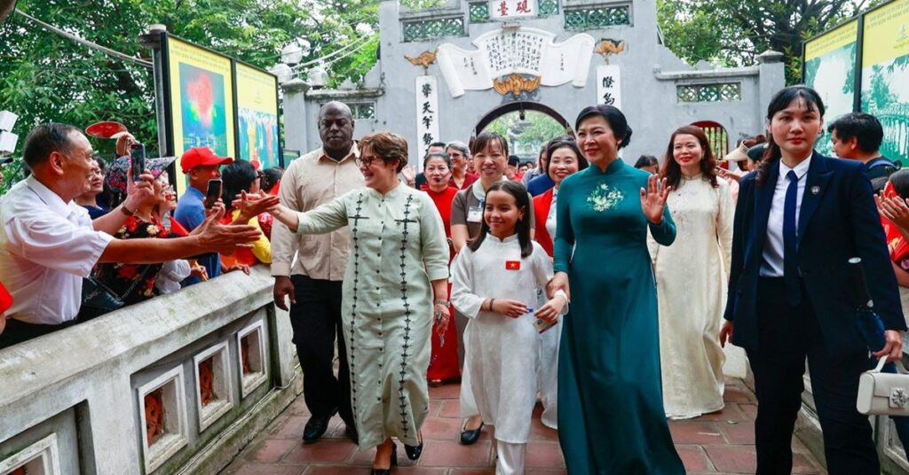 En la foto, Lis Cuesta en Vietnam