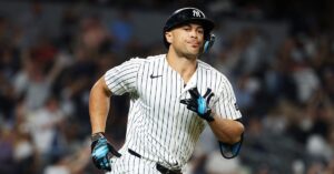 En la foto, Giancarlo Stanton