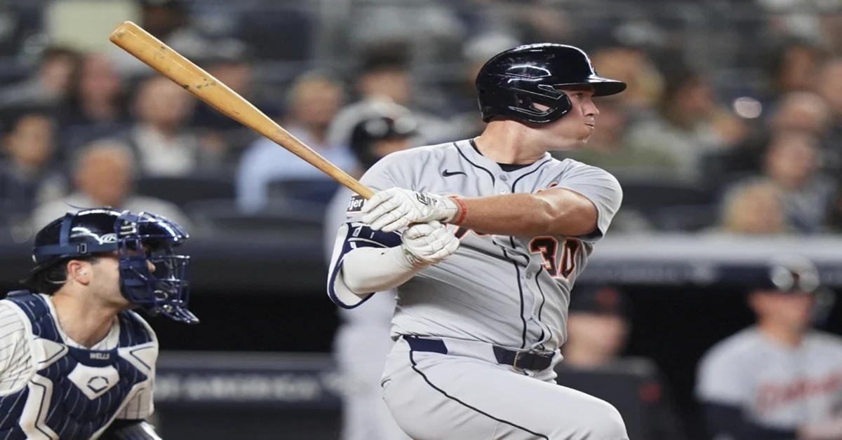 En la foto, Parker Meadows conewcta jonrón ante Yankees