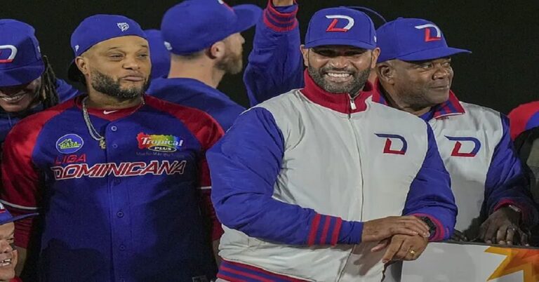 En la foto, Albert Pujols en la Serie del Caribe