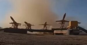 En la foto, lanzamiento de drones ucranianos