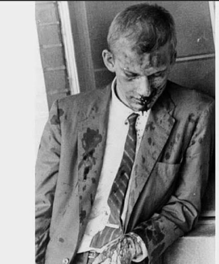 En la foto, James Zwerg