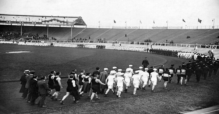 En la foto, Desfile en los Juegos de Londres 1908