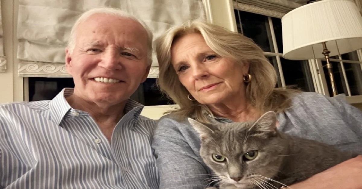 En la foto, Joe Biden y su esposa