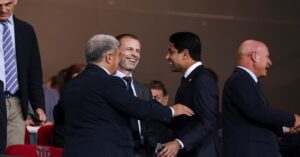 En la foto, Laporta con la cúpula de la UEFA y la ECA