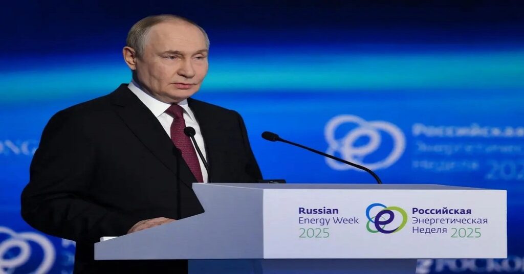 Putin durante la Semana de Energía 2025