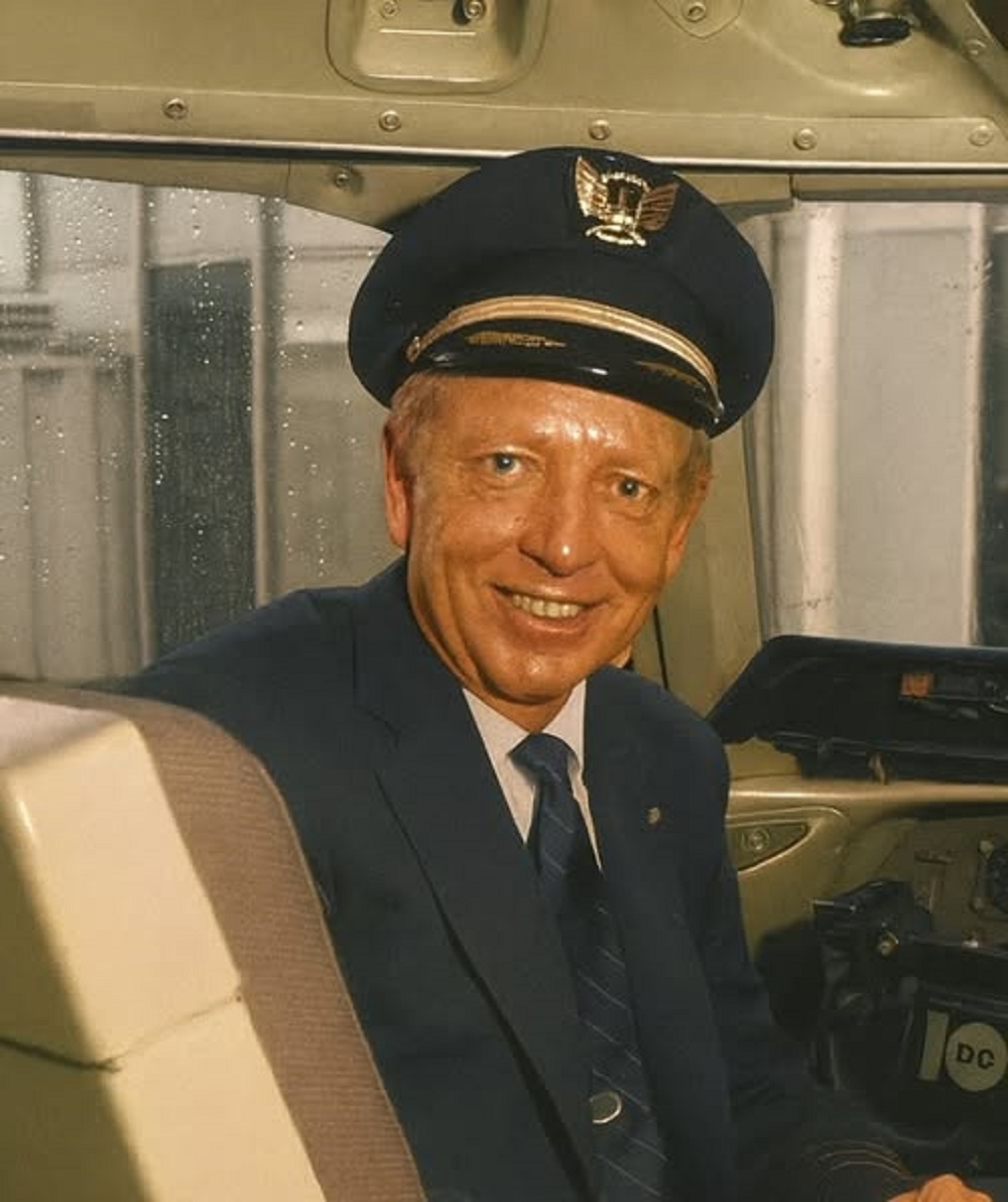 En la foto, el Capitán Al Haynes