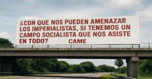 En la foto, la pantalla del Puente Almendares