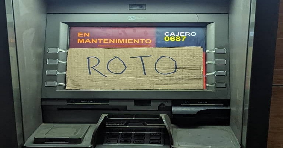 En la foto, un cajero automático roto en Cuba