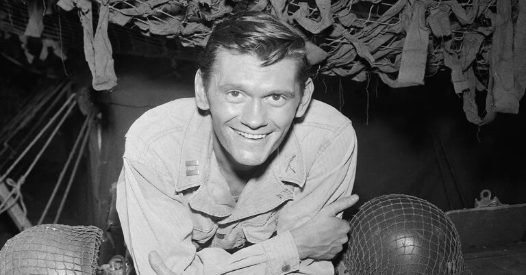 En la foto, Dick York