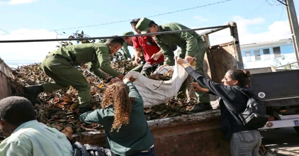 Santiago no se levanta, se desmorona