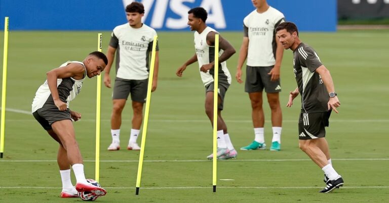 En la foto, entrenaminto del Real Madrid al mando de Xabi Alonso