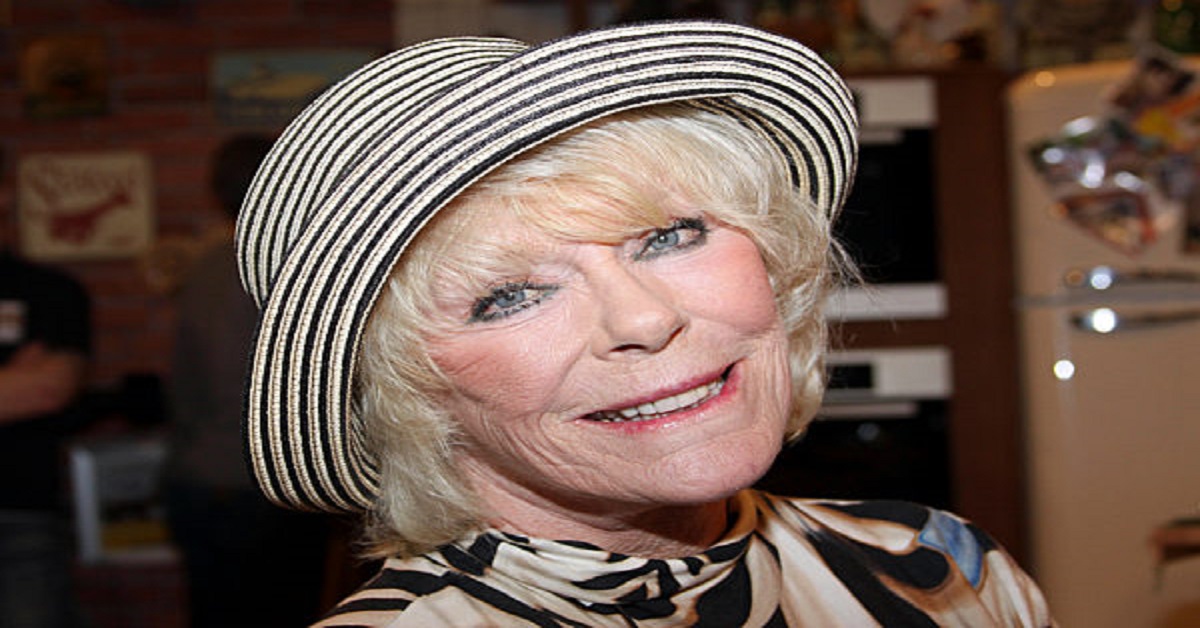 En la foto, Elke Sommer