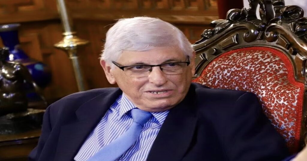 En la foto, Carlos Zamora, el embajador cubano expulsado de Perú