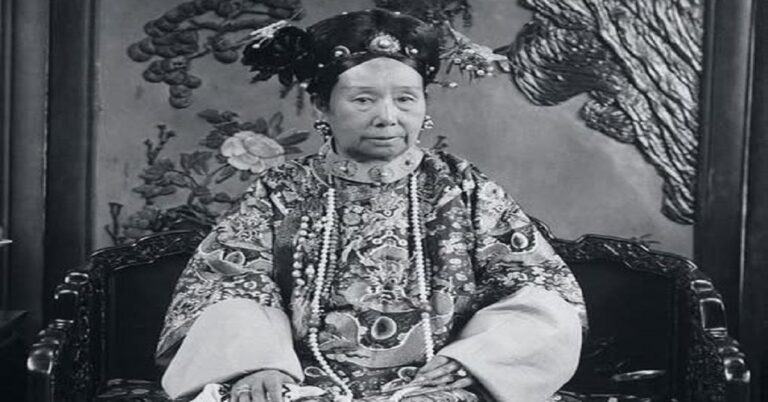 En la foto, la emperatriz china Cixi