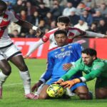 En la foto, momento del partido entre el Rayo Vallecano y el Real Madrid