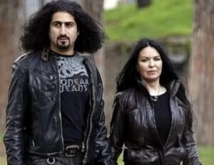 En la foto, Omar Bin Laden