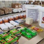 En la foto, donaciones