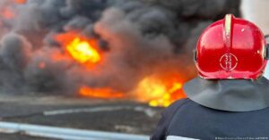 En la foto, incendio en Kazajistán