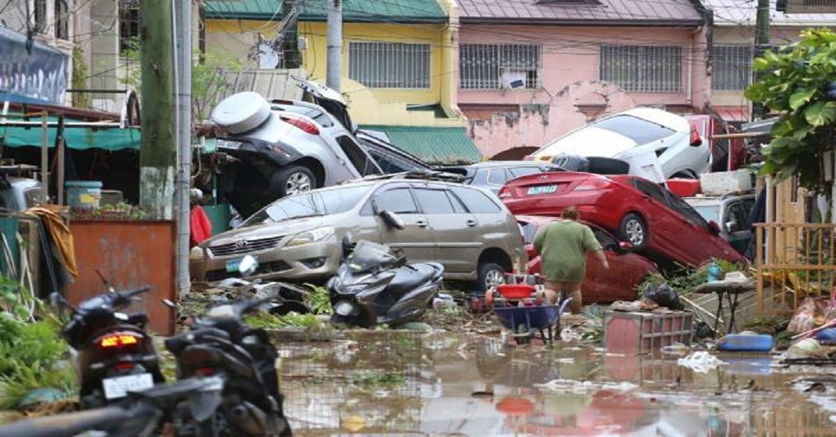 En la foto, destrozos provocados por el tifón Kalmaegi