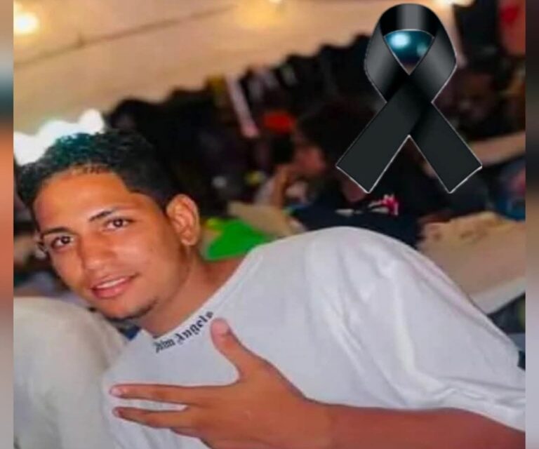 En la foto, el boxeador muerto