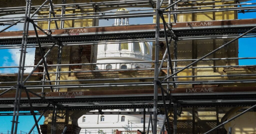 Las cortinas del poder…y las nuestras 7 Las cortinas del poder…y las nuestras