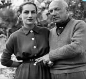 En la foto, Picasso destruía mujeres, menos Françoise Gilot que lo dejó y vivió 101 años y Picasso