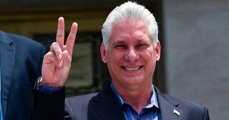 En la foto, el impuesto presidente de Cuba