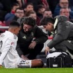 En la foto, Trent Alexander Arnold lesionado