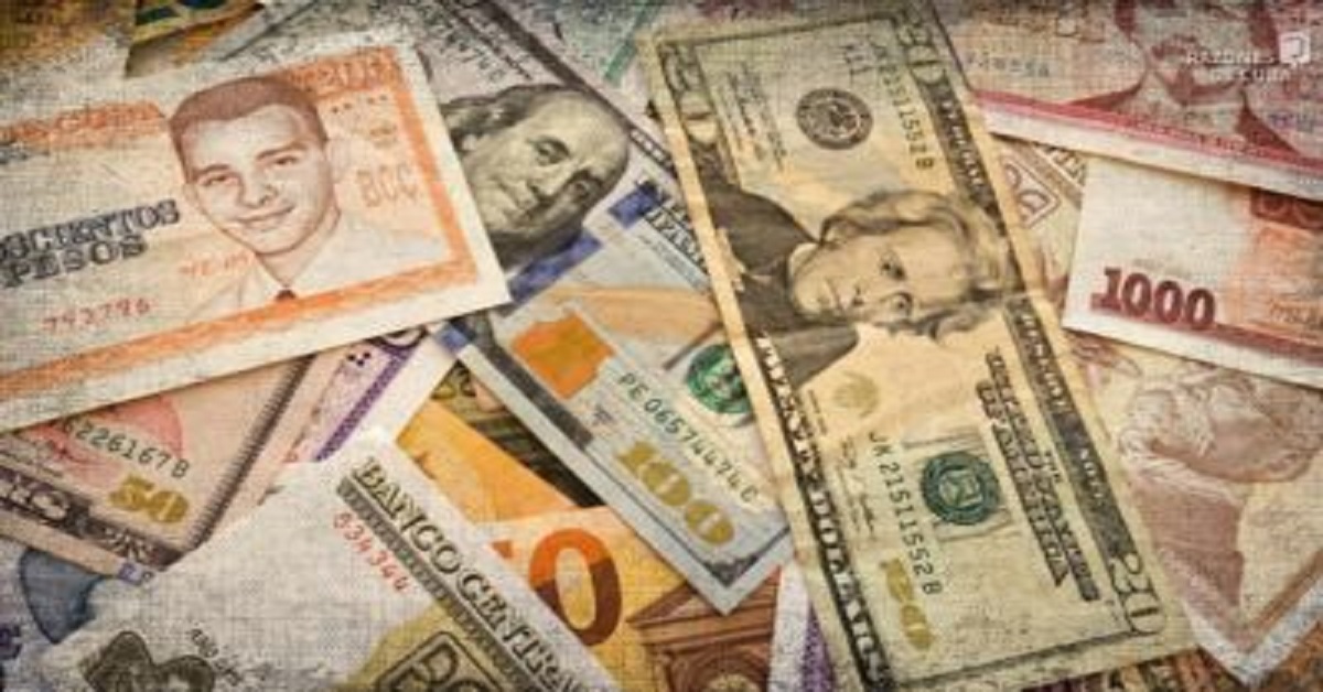 En la foto, monedas que circulan en Cuba