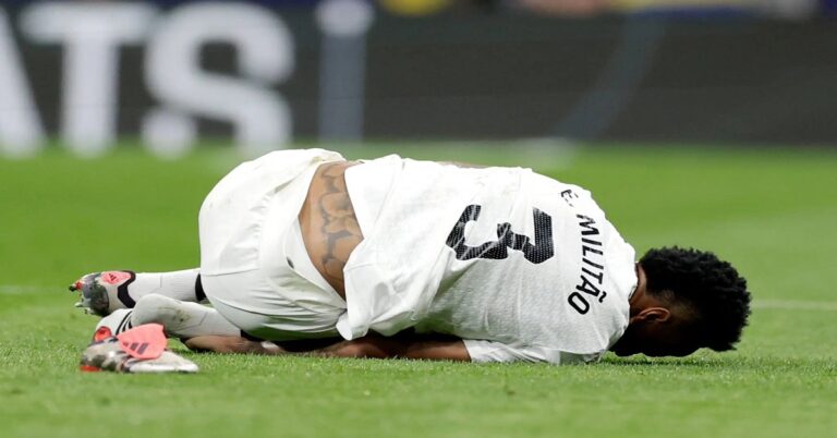 En la foto, Ëder Militao