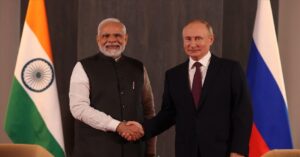 En la foto, Putin y Modi