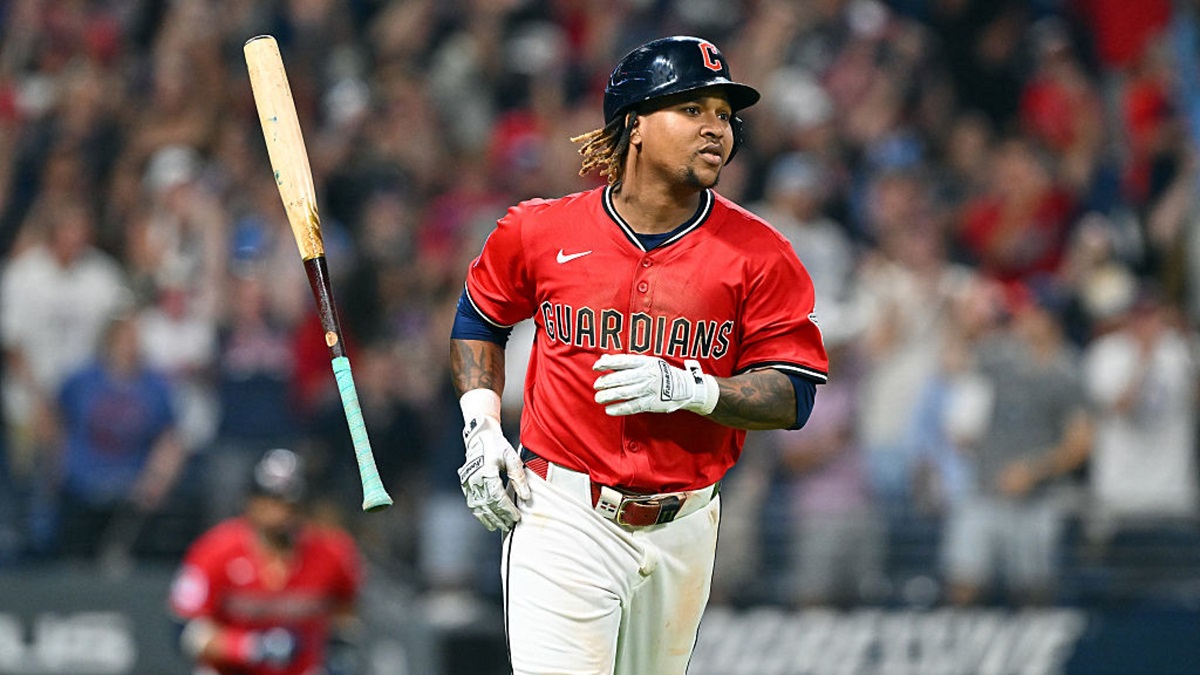 En la foto, JOsé Ramírez