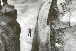 En la foto, imágenes de la tragedia del Jeanne Gougy