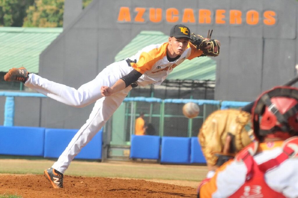 En la foto, momento de un partido de Villa Clara