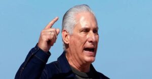 En la foto, Díaz-Canel