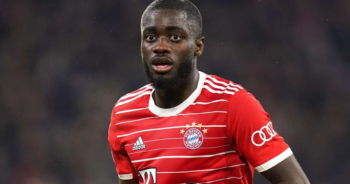 En la foto, Dayot Upamecano