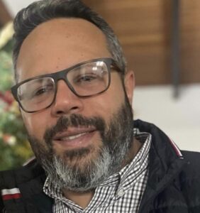 En la foto, Rafael Tudares Bracho