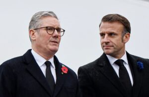 En la foto Keir Starmer y Emmanuel Macron