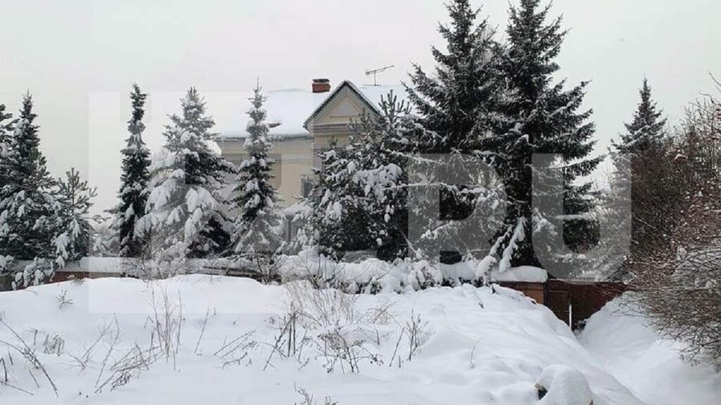 Las culpas del castrismo: frío, fuego e ilegalidad cuestan la vida a cuatro cubanos en Moscú 5 En la foto, el hostal antes de incendiarse