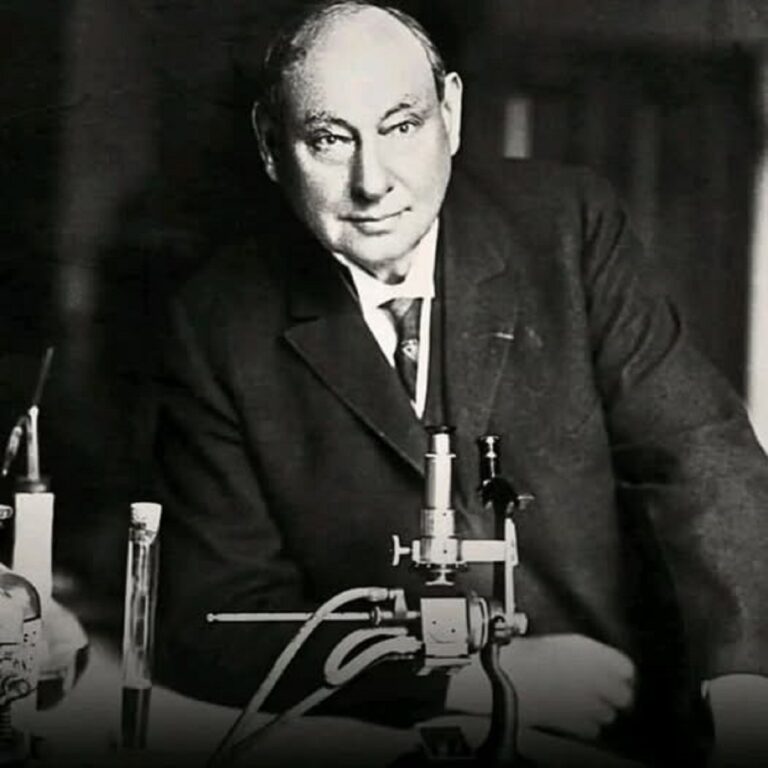 En la foto, Harvey Washington Wiley