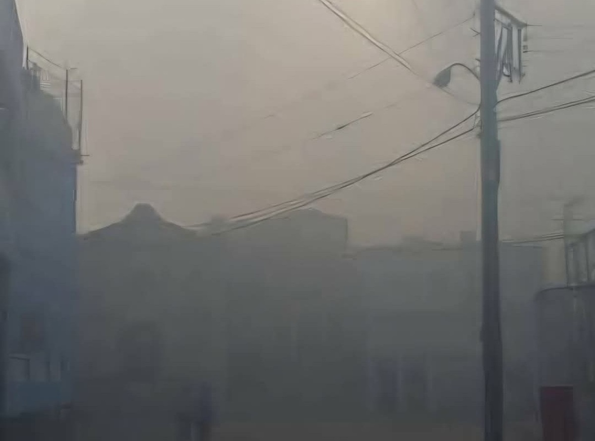 En la foto, humo en La Habana