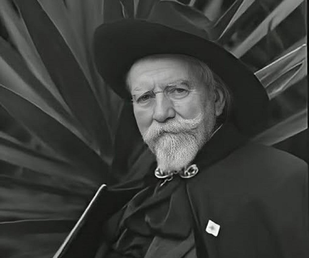 En la foto, Don JOsé Menéndez