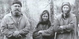 En la foto, los Lykov