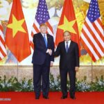 En la foto, los líderes de EEUU y Vietnam