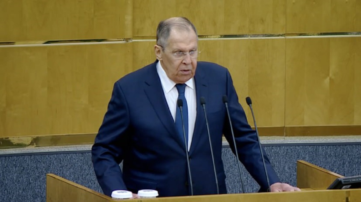 En la foto, el canciller ruso en la Duma