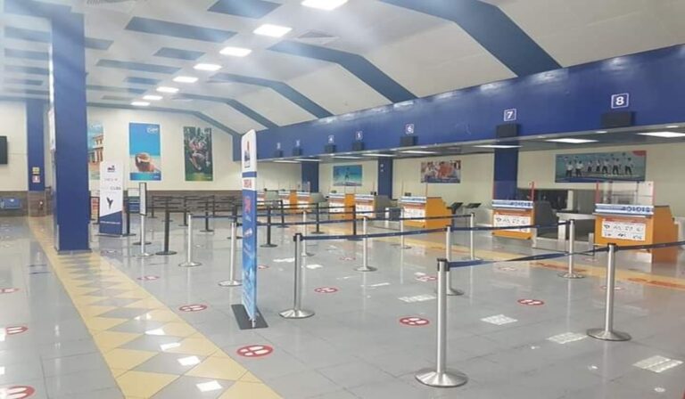 En la foto, la terminal 2 del Aeropuerto José Martí