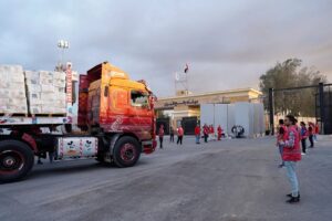 En la foto, el cruce de Rafah